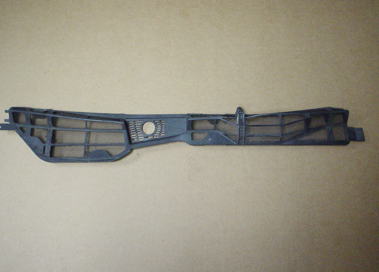 82-86 Camaro/Firebird Wiper Cowl Trim